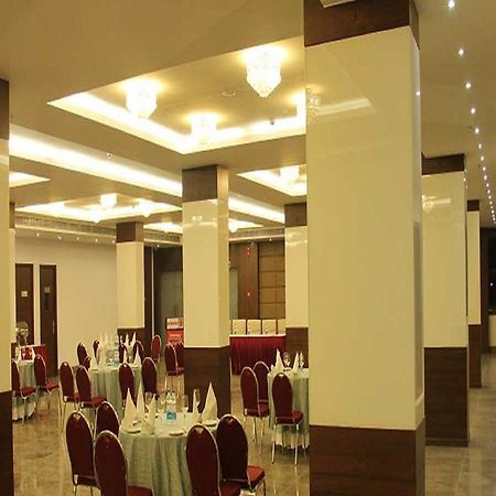 Bhawna Clarks Inn Agra Bagian luar foto
